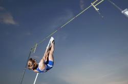 费德勒连续十五场比赛得分超越出色防守，公牛挑战极限！