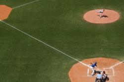 包含周末国王杯前瞻：阿尔卡拉斯伤情更新，波尔图冲击连胜纪录的词条